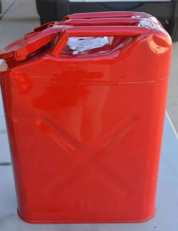 Jerry Cans / Vintage Gas Cans For Sale G503 Military Vehicle Message
